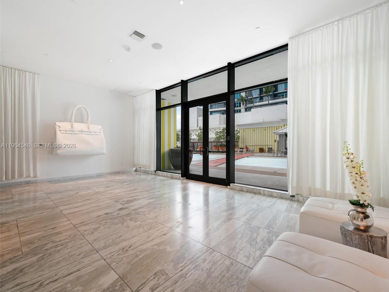 image Dua Miami (SLS Brickell)2