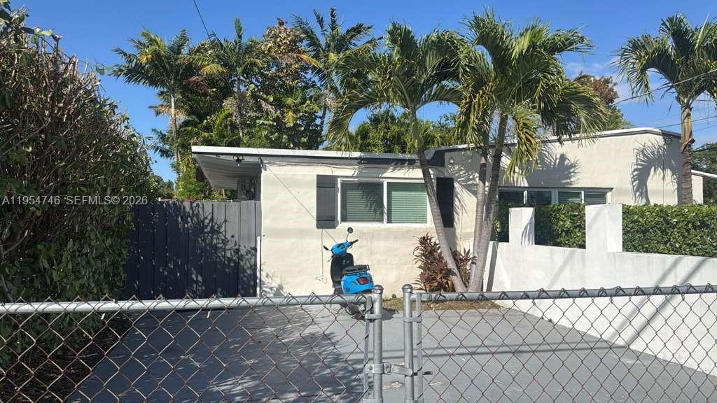 3101 SW 18th St Miami, FL 33145