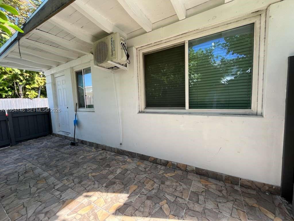 3101 SW 18th St Miami, FL 33145