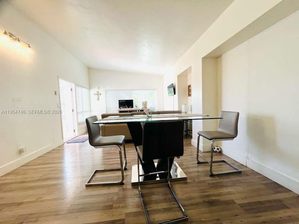 3101 SW 18th St Miami, FL 33145