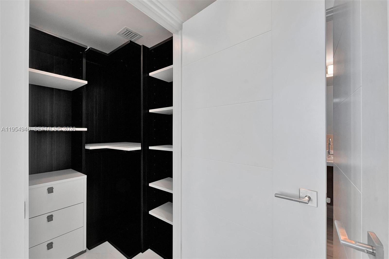 image Merrick Manor28