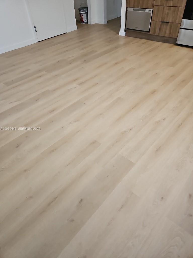 557 Michigan Ave #211 W/PARKING Miami Beach, FL 33139