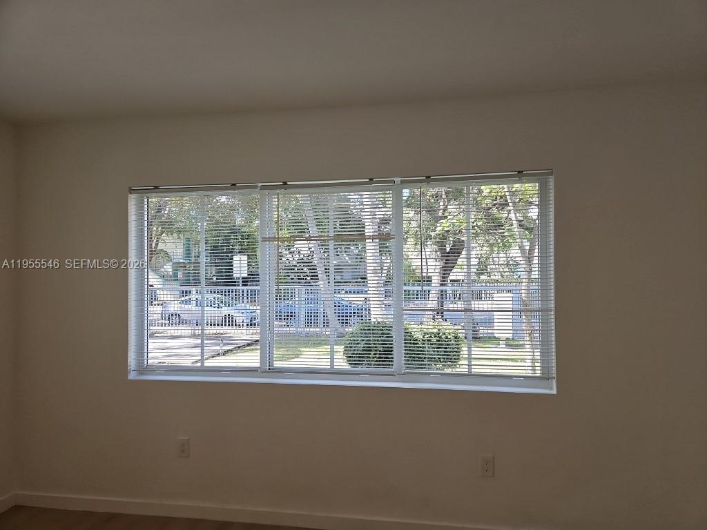 557 Michigan Ave #211 W/PARKING Miami Beach, FL 33139