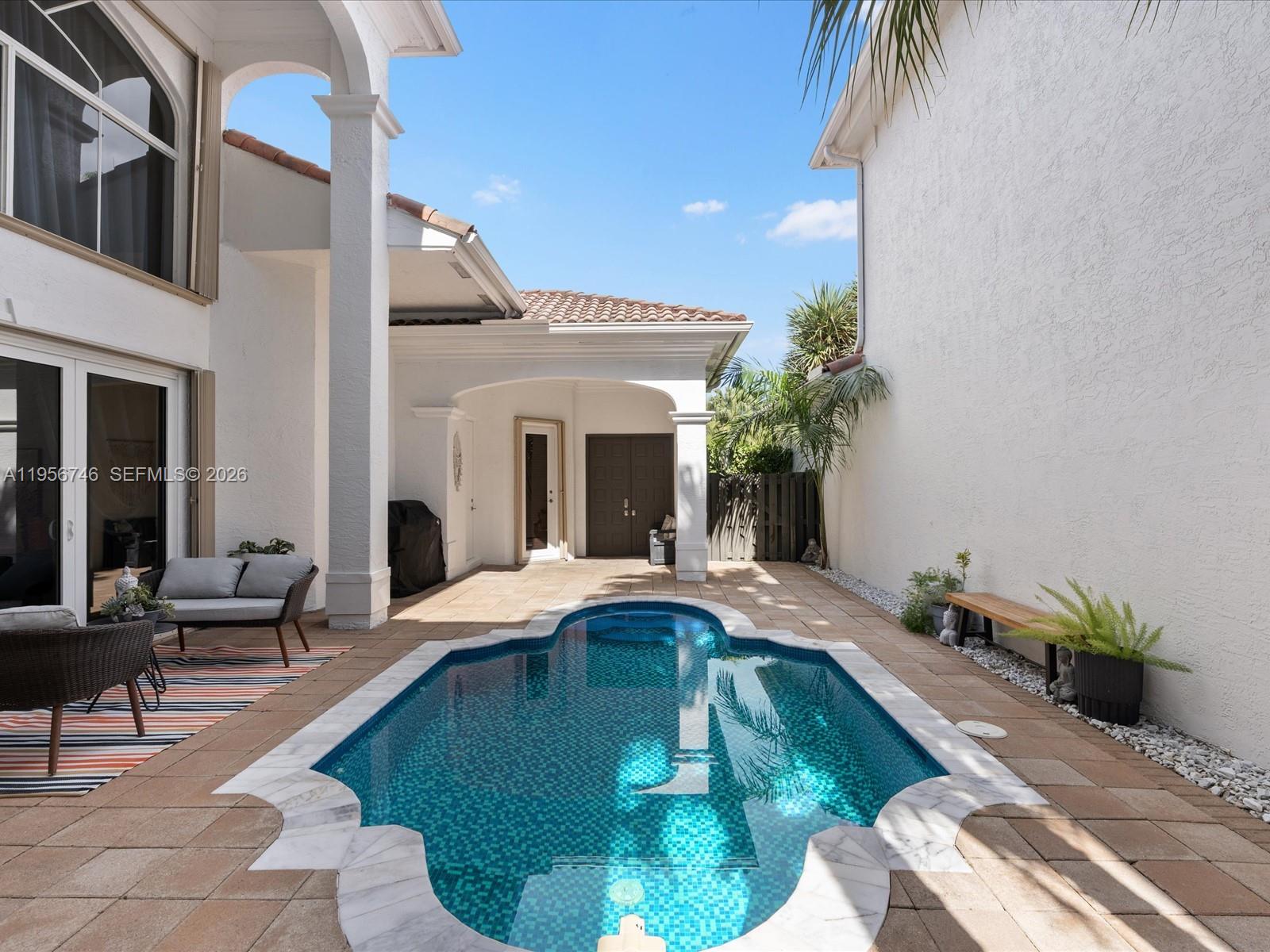 3960 194th Trl Sunny Isles Beach, FL 33160