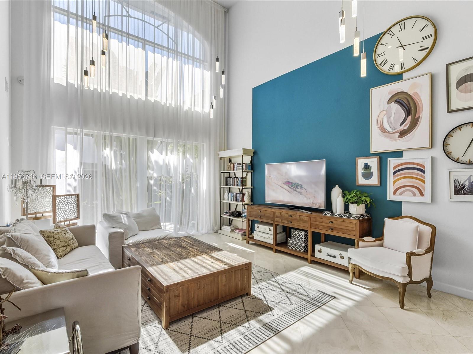 3960 194th Trl Sunny Isles Beach, FL 33160