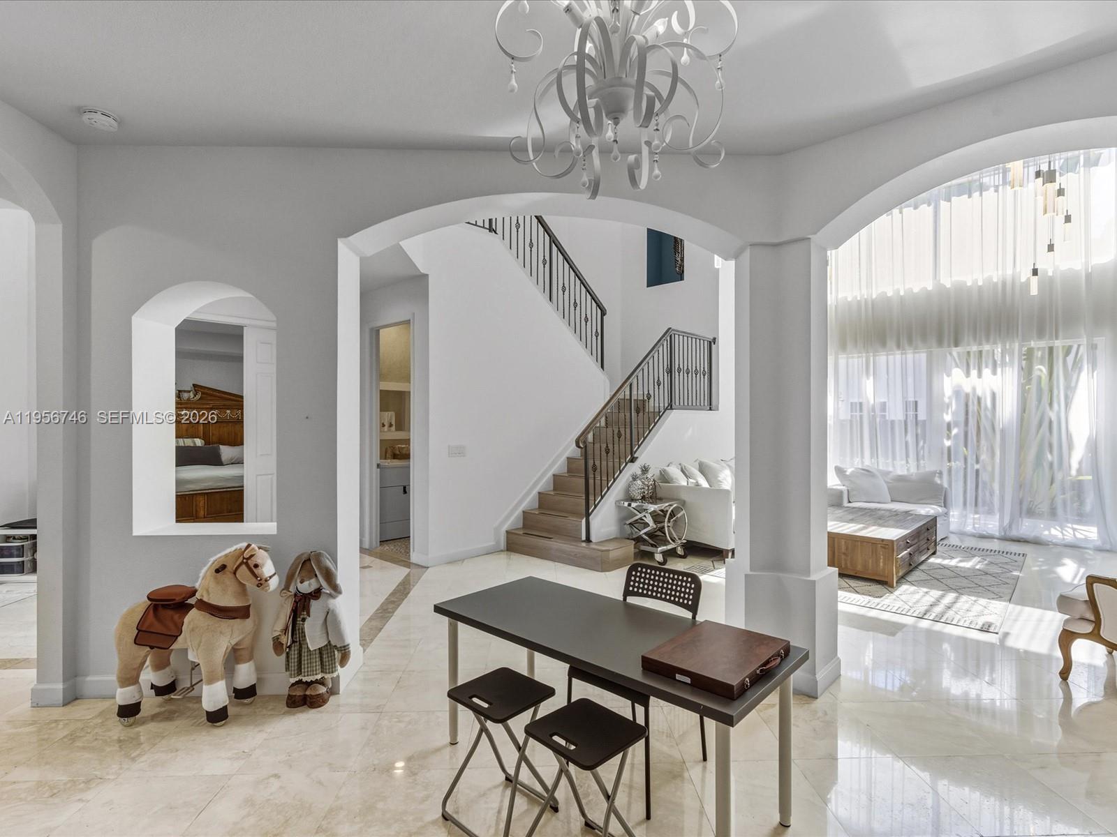 3960 194th Trl Sunny Isles Beach, FL 33160