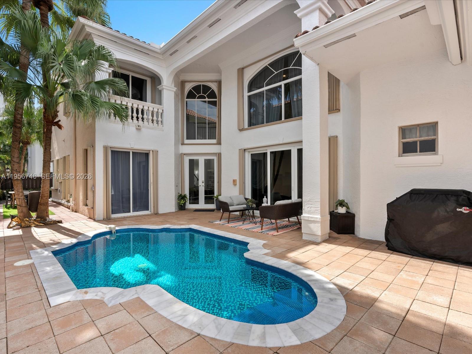 3960 194th Trl Sunny Isles Beach, FL 33160