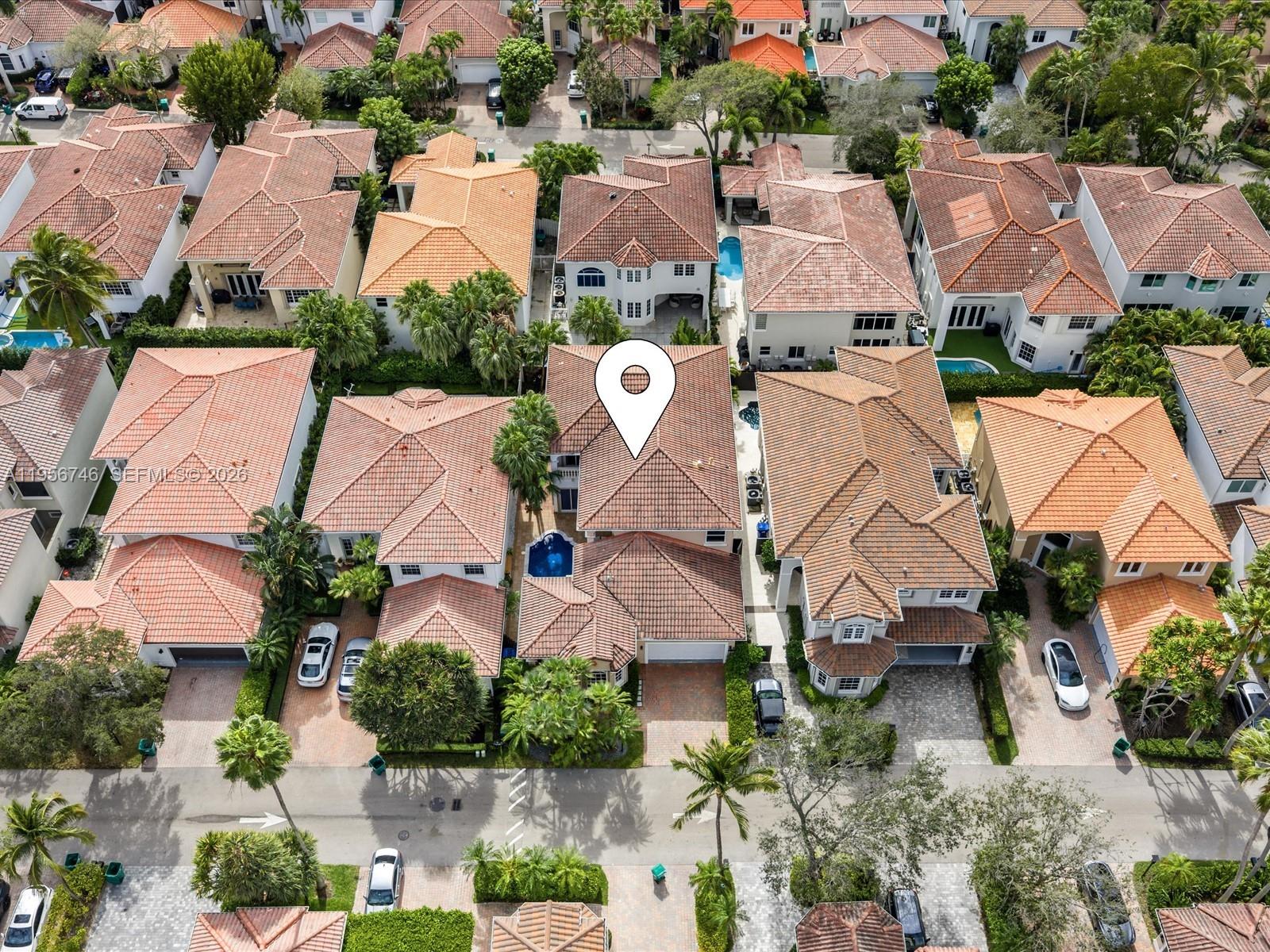 3960 194th Trl Sunny Isles Beach, FL 33160