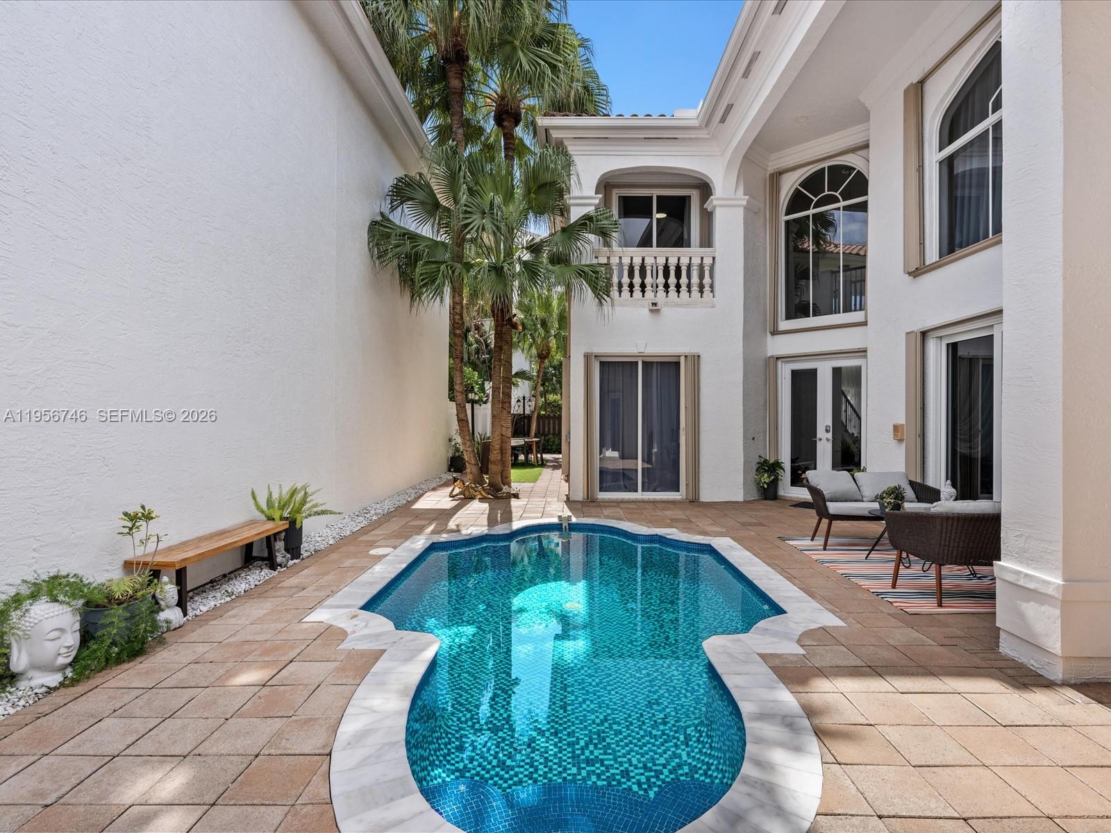 3960 194th Trl Sunny Isles Beach, FL 33160