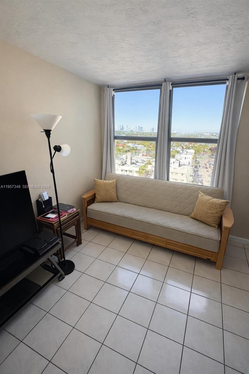 2899 Collins Ave #1234 Miami Beach, FL 33140