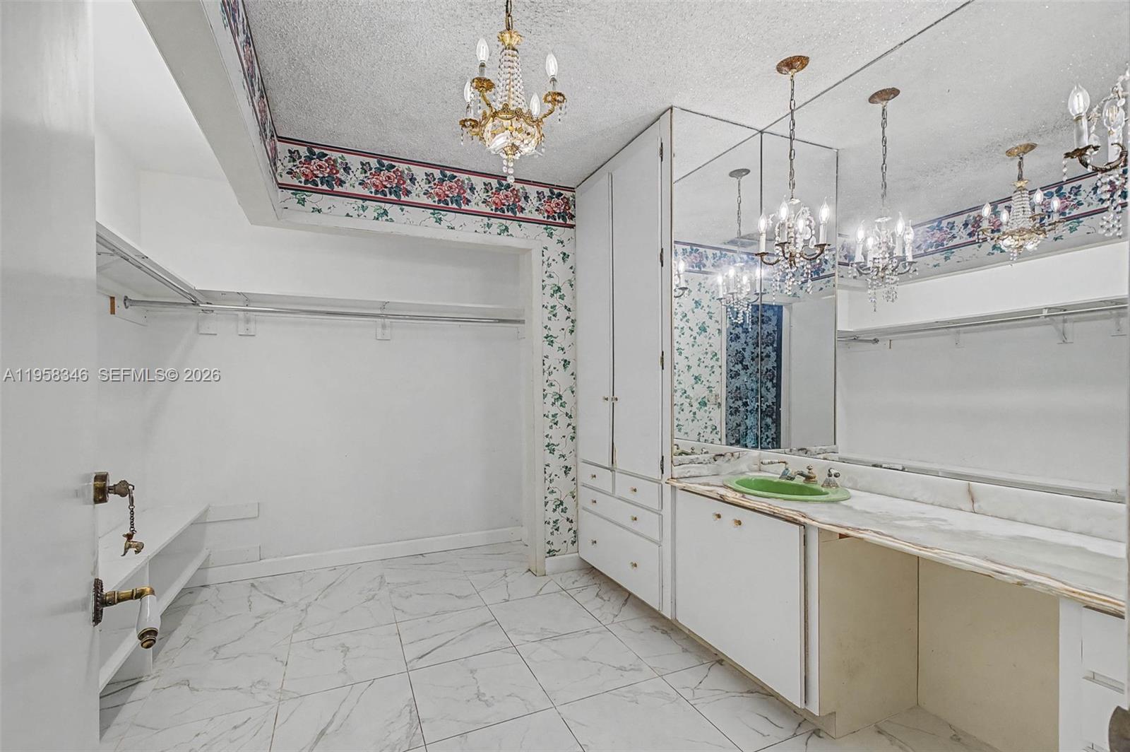 14670 SW 69th Pl Palmetto Bay, FL 33158