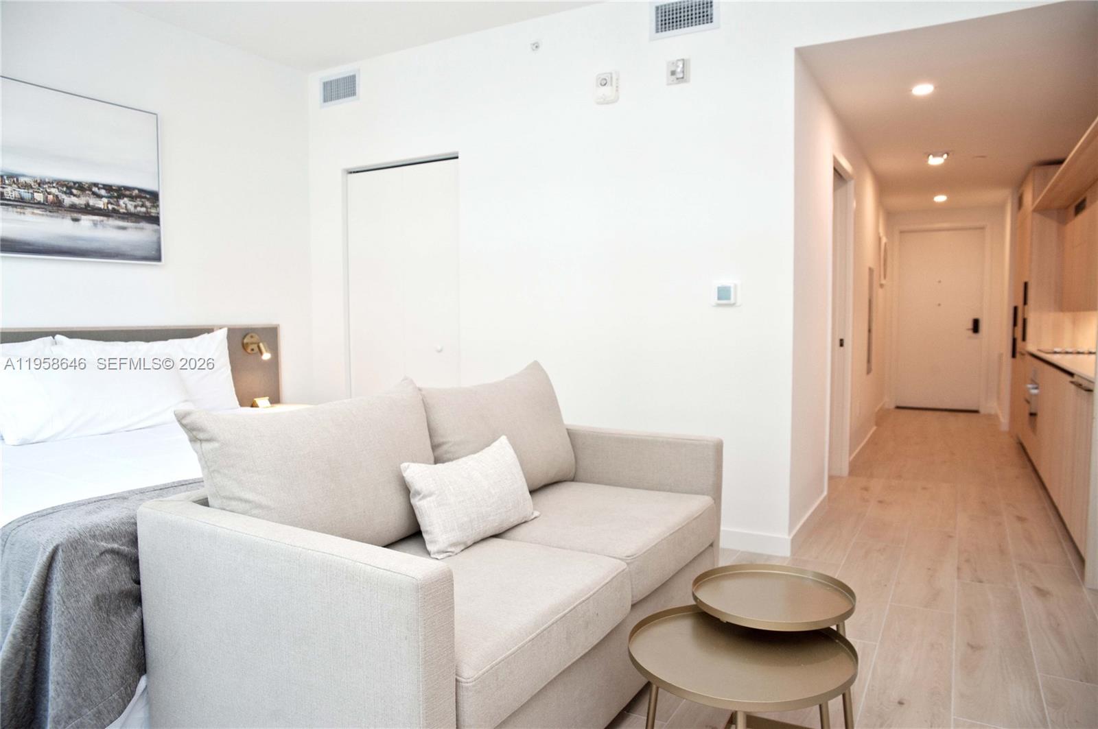 225 N Miami Ave #2508 Miami, FL 33128