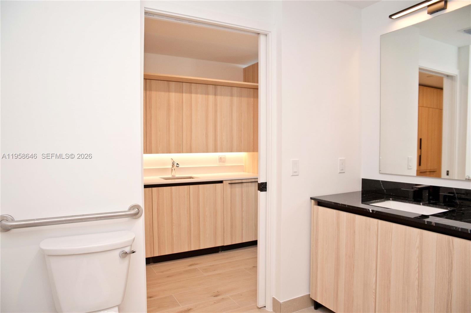 225 N Miami Ave #2508 Miami, FL 33128