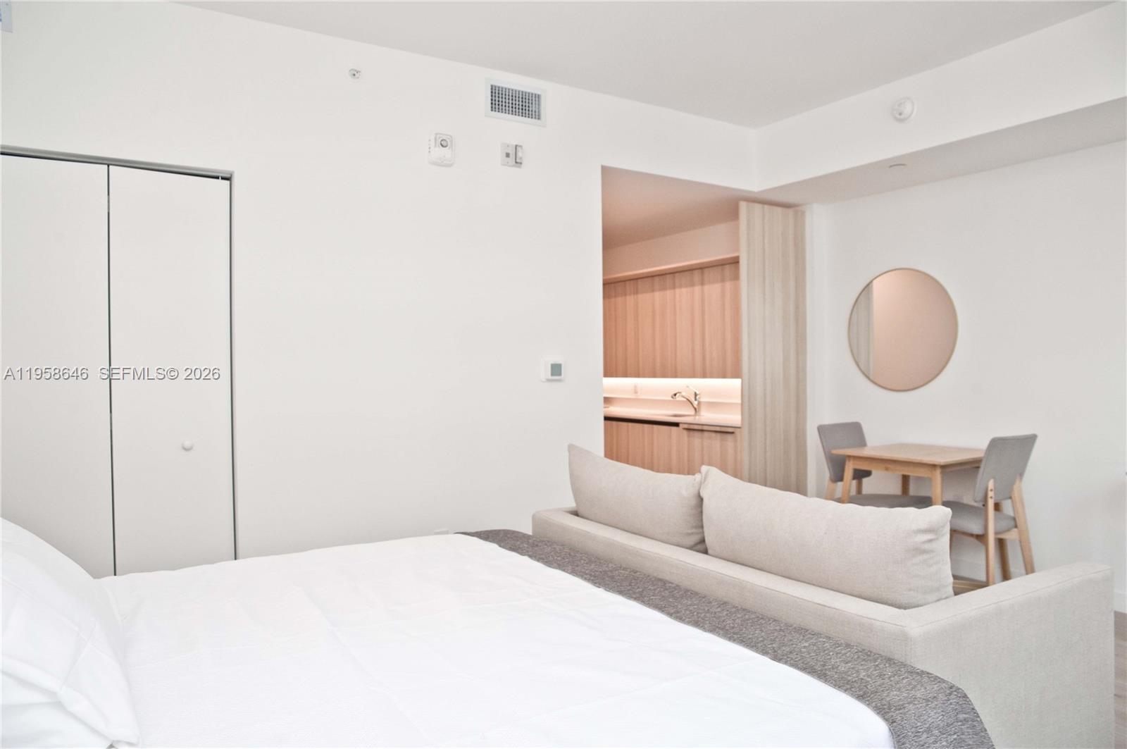 225 N Miami Ave #2508 Miami, FL 33128