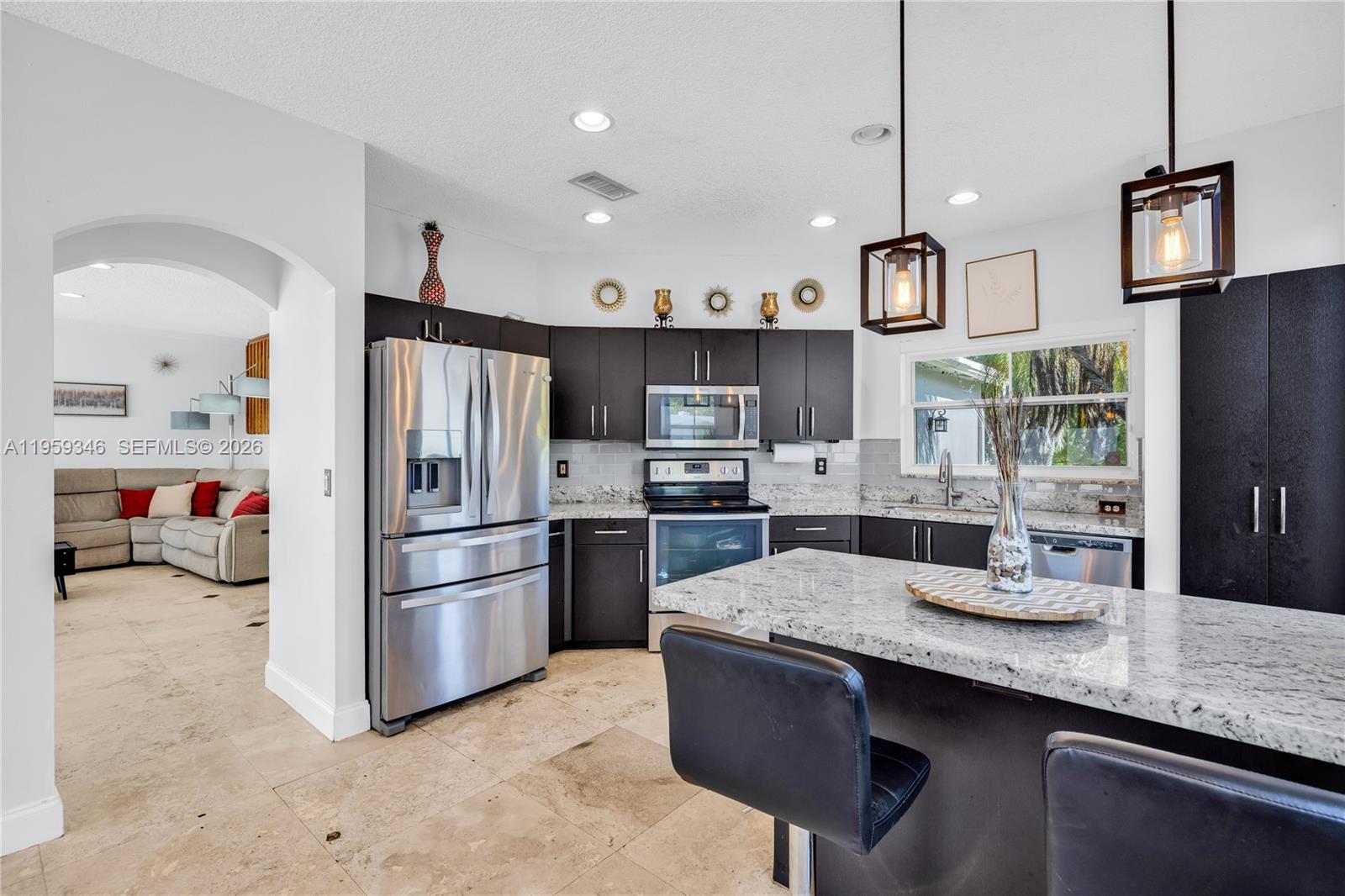 20709 NW 1st St Pembroke Pines, FL 33029