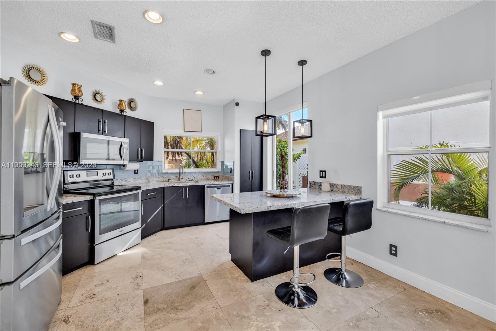 20709 NW 1st St Pembroke Pines, FL 33029