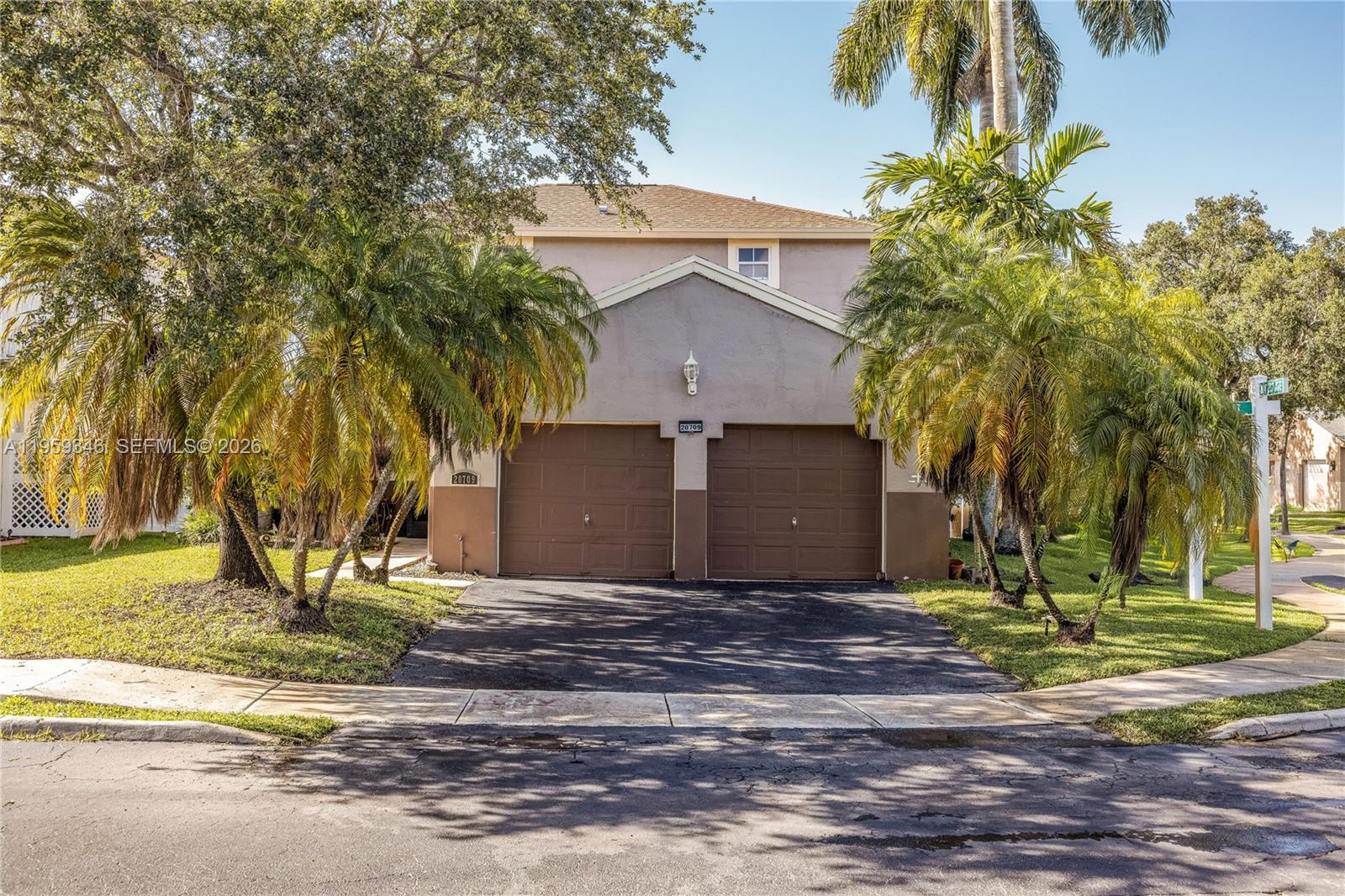 20709 NW 1st St Pembroke Pines, FL 33029