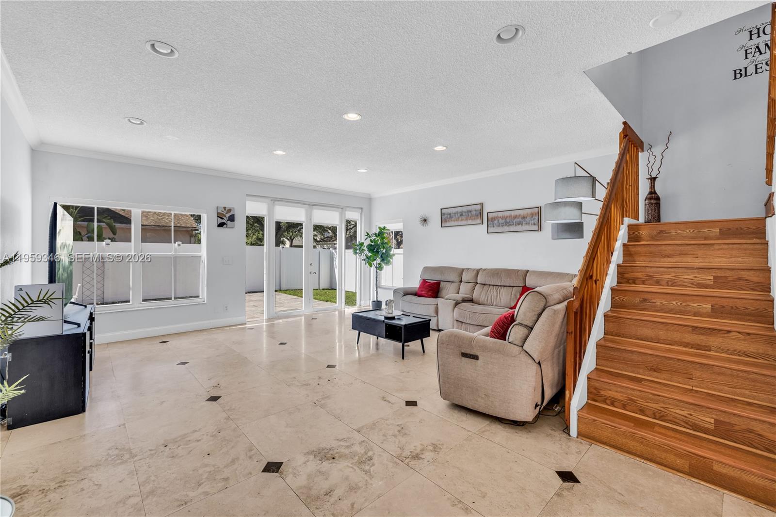 20709 NW 1st St Pembroke Pines, FL 33029