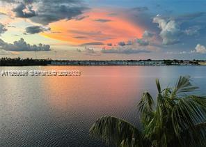 1075 NE Miami Gdns Dr #509