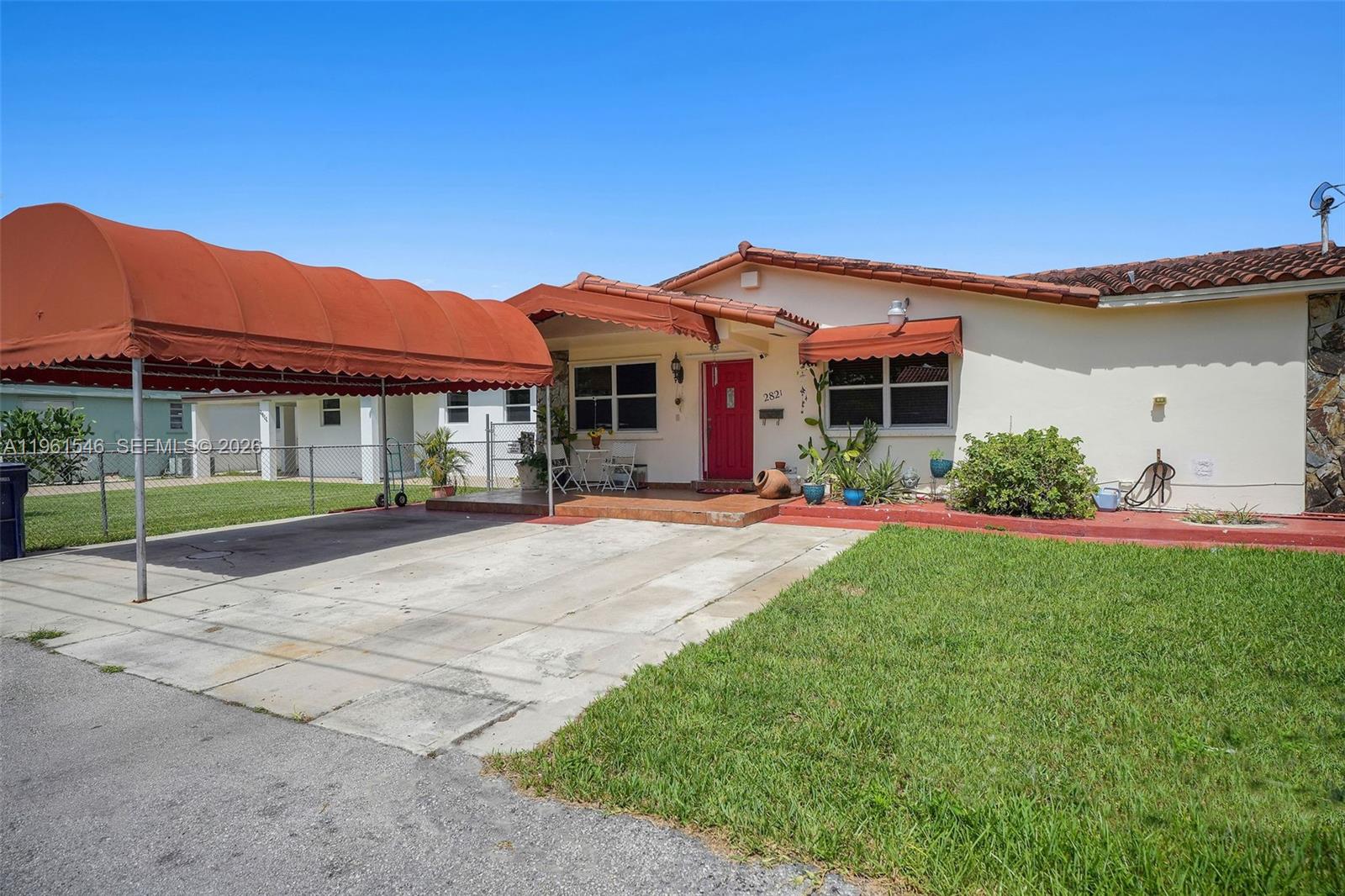 2821 SW 65th Ave Miami, FL 33155