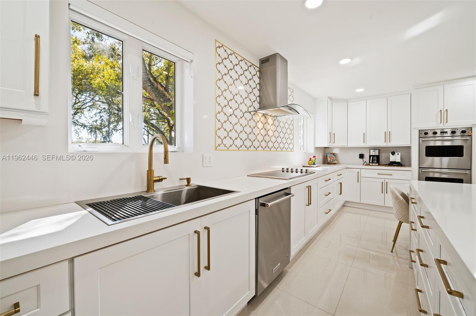 16140 Aberdeen Way Miami Lakes, FL 33014