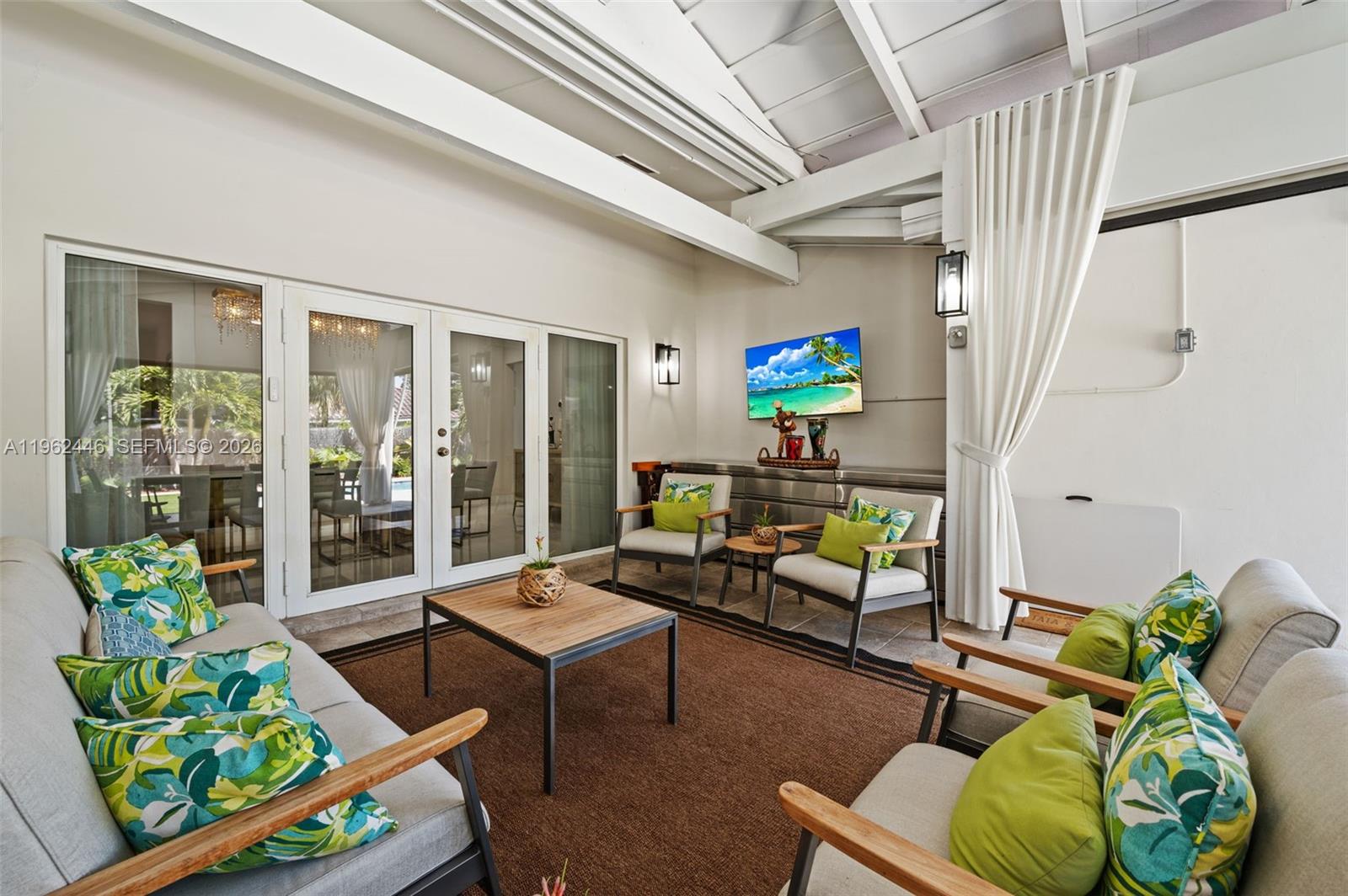 16140 Aberdeen Way Miami Lakes, FL 33014