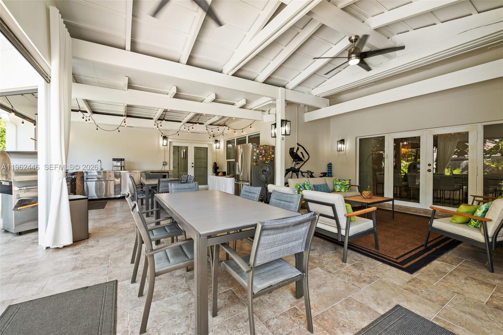 16140 Aberdeen Way Miami Lakes, FL 33014