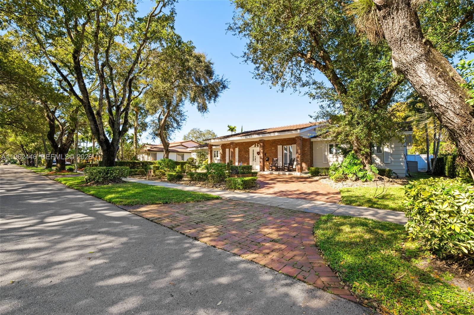 16140 Aberdeen Way Miami Lakes, FL 33014