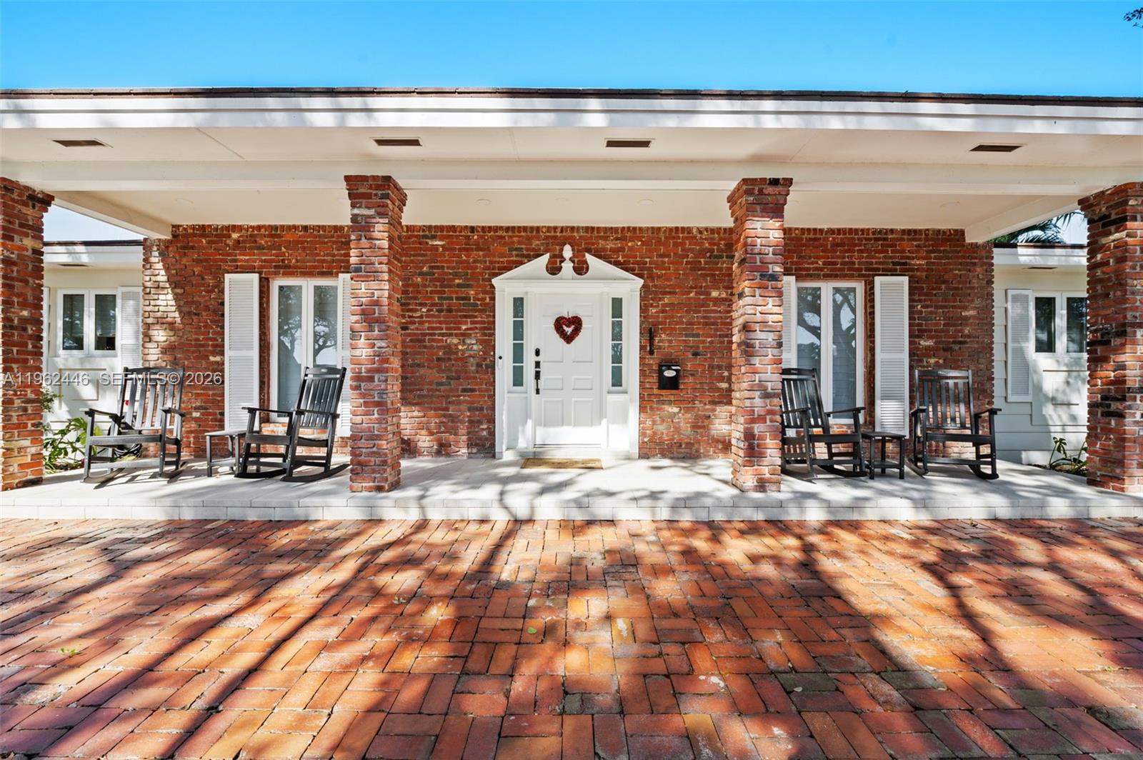 16140 Aberdeen Way Miami Lakes, FL 33014