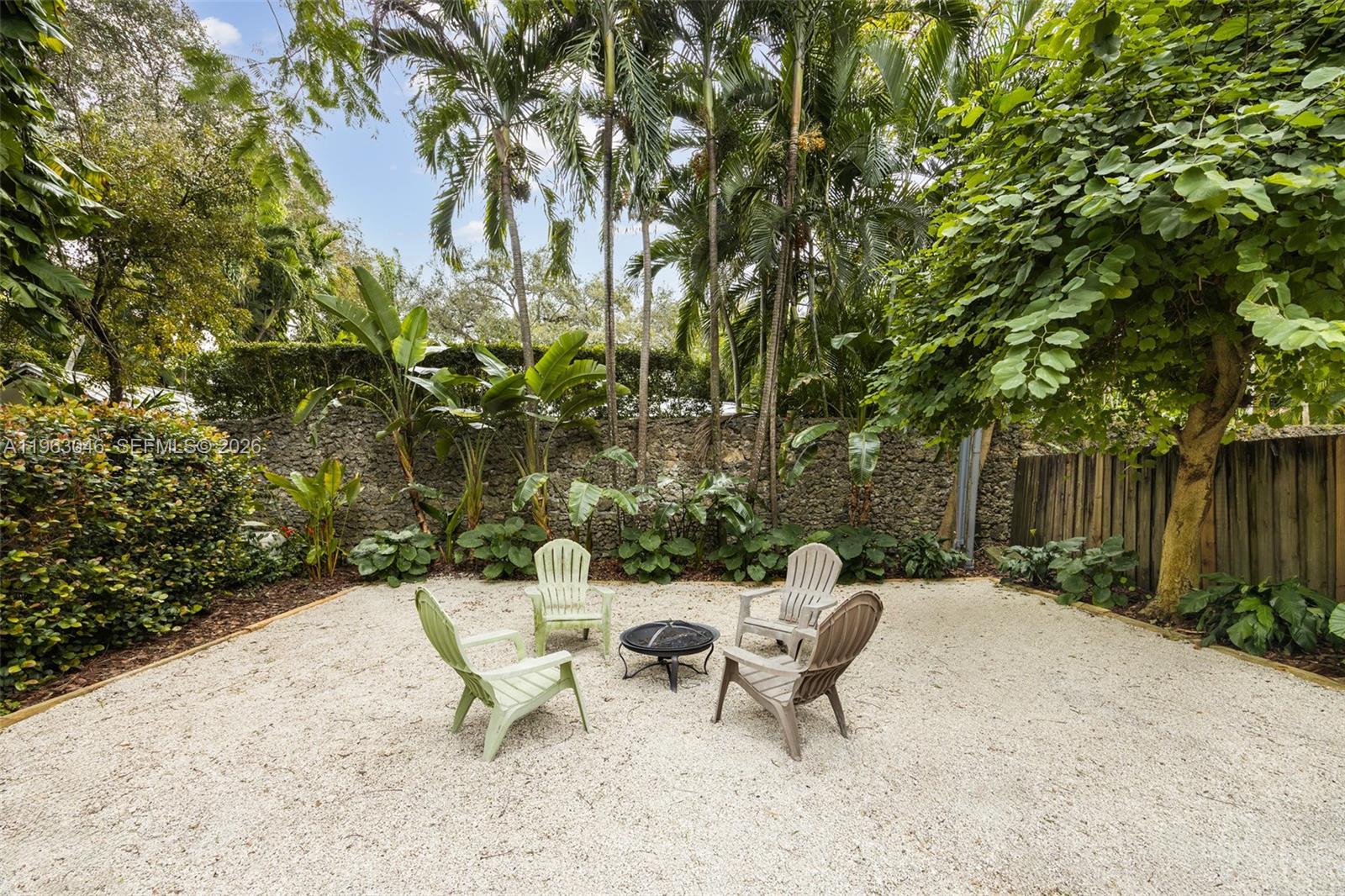 3760 Kumquat Ave Coconut Grove, FL 33133