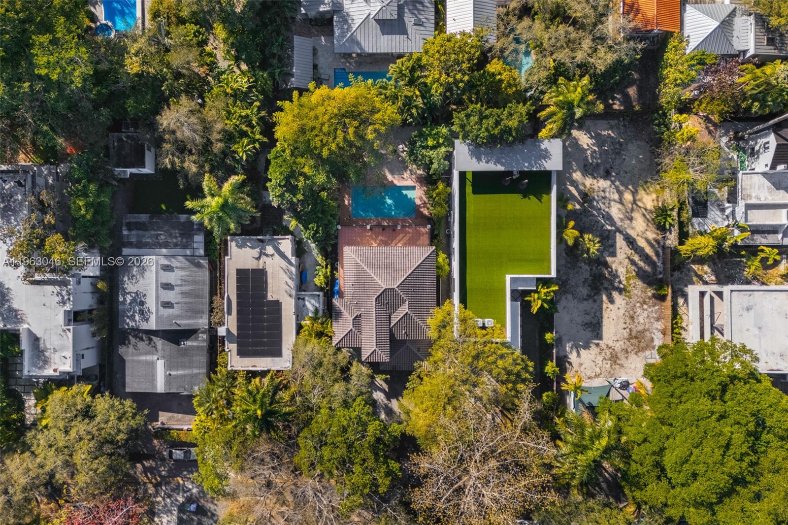 3760 Kumquat Ave Coconut Grove, FL 33133