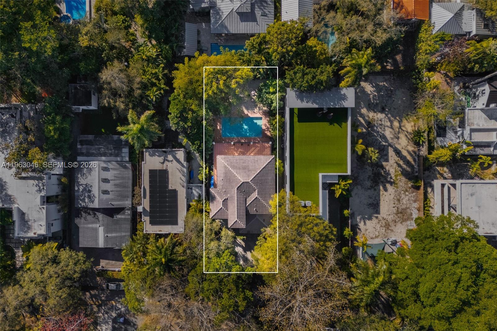 3760 Kumquat Ave Coconut Grove, FL 33133