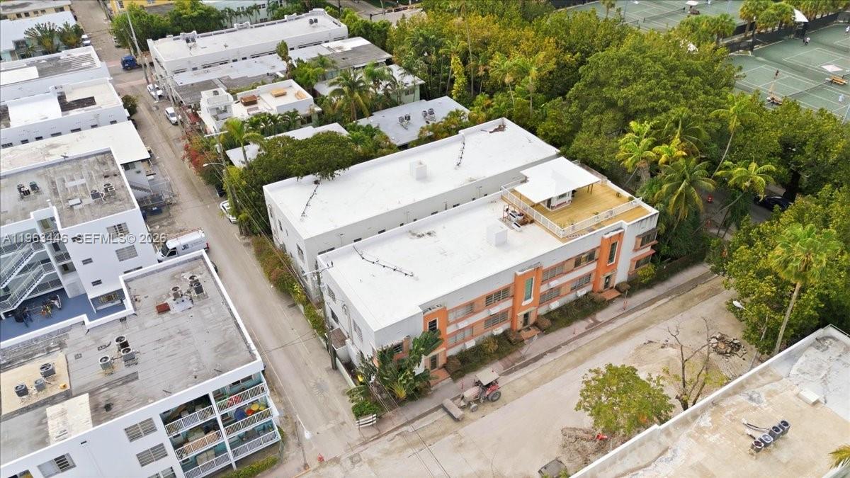 736 12th St #7 Miami Beach, FL 33139