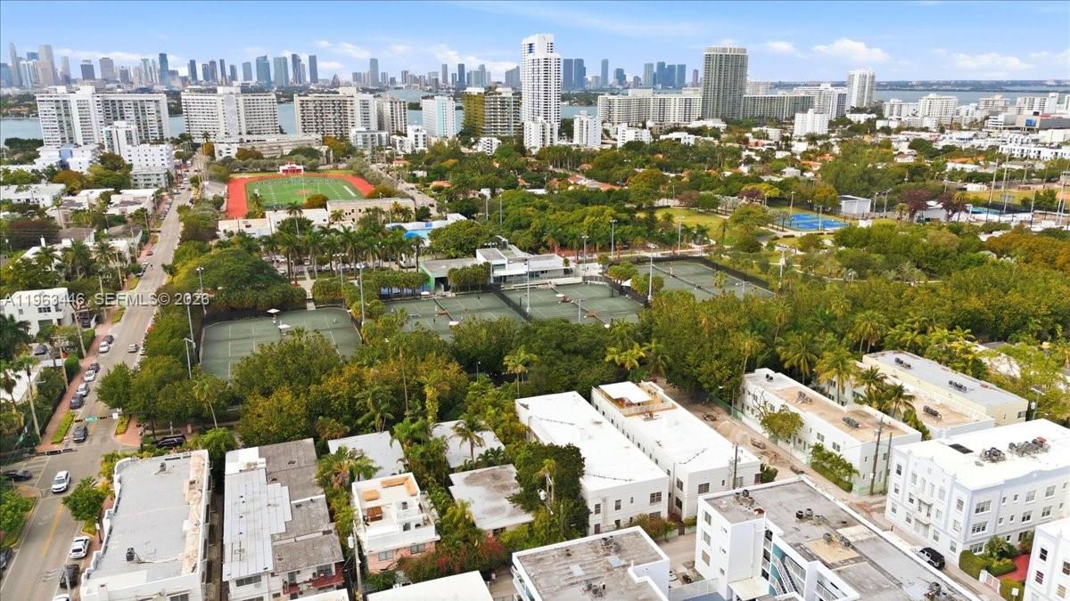 736 12th St #7 Miami Beach, FL 33139