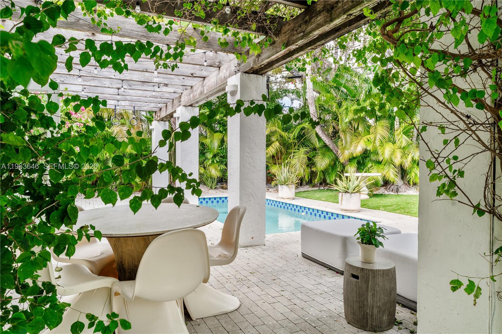 4108 Palmarito St Coral Gables, FL 33146