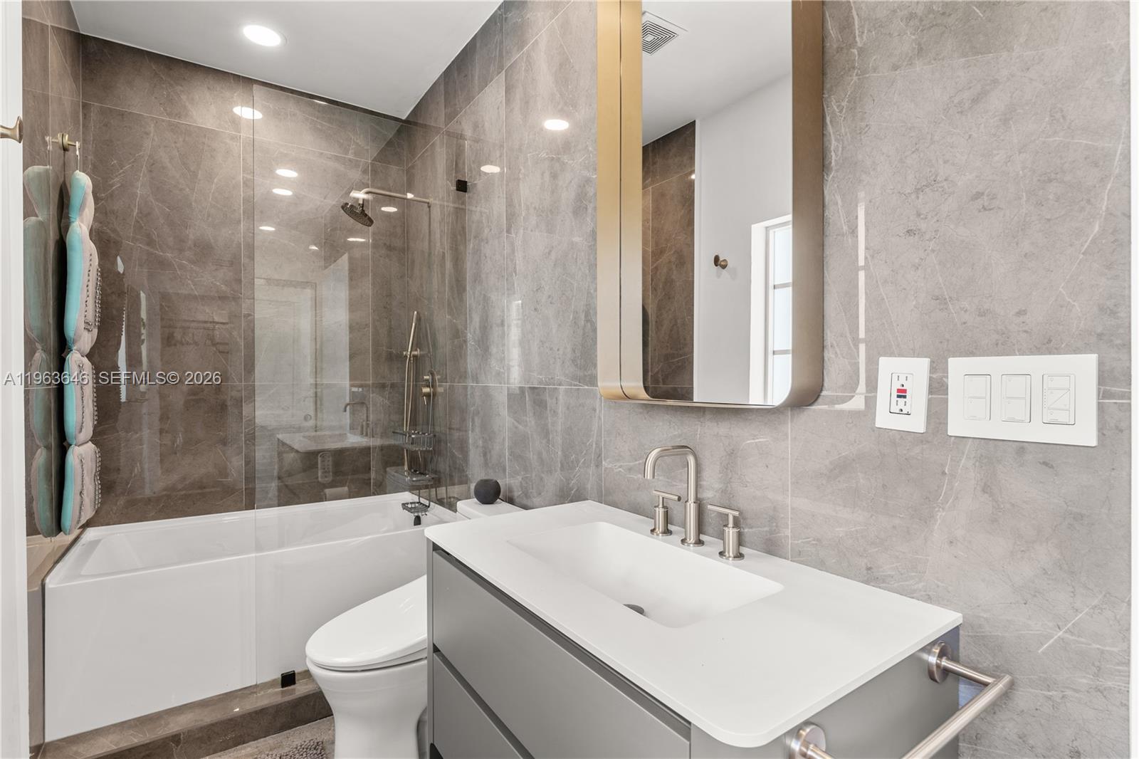 4108 Palmarito St Coral Gables, FL 33146