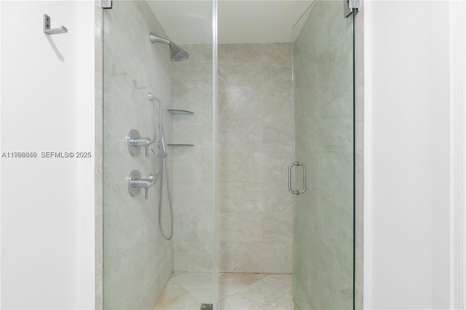 image Aria on the Bay11