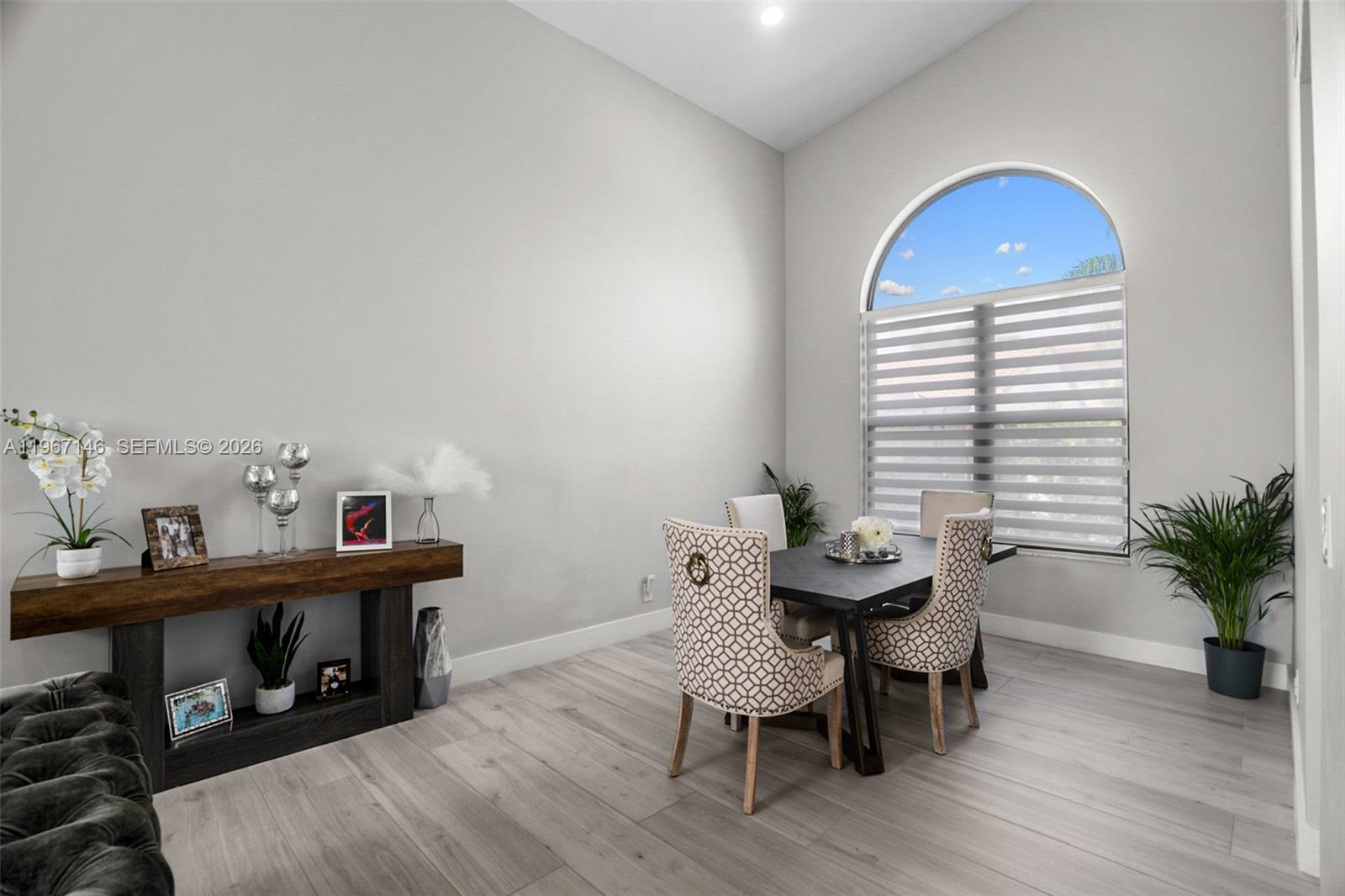 1034 NW 184th Way Pembroke Pines, FL 33029