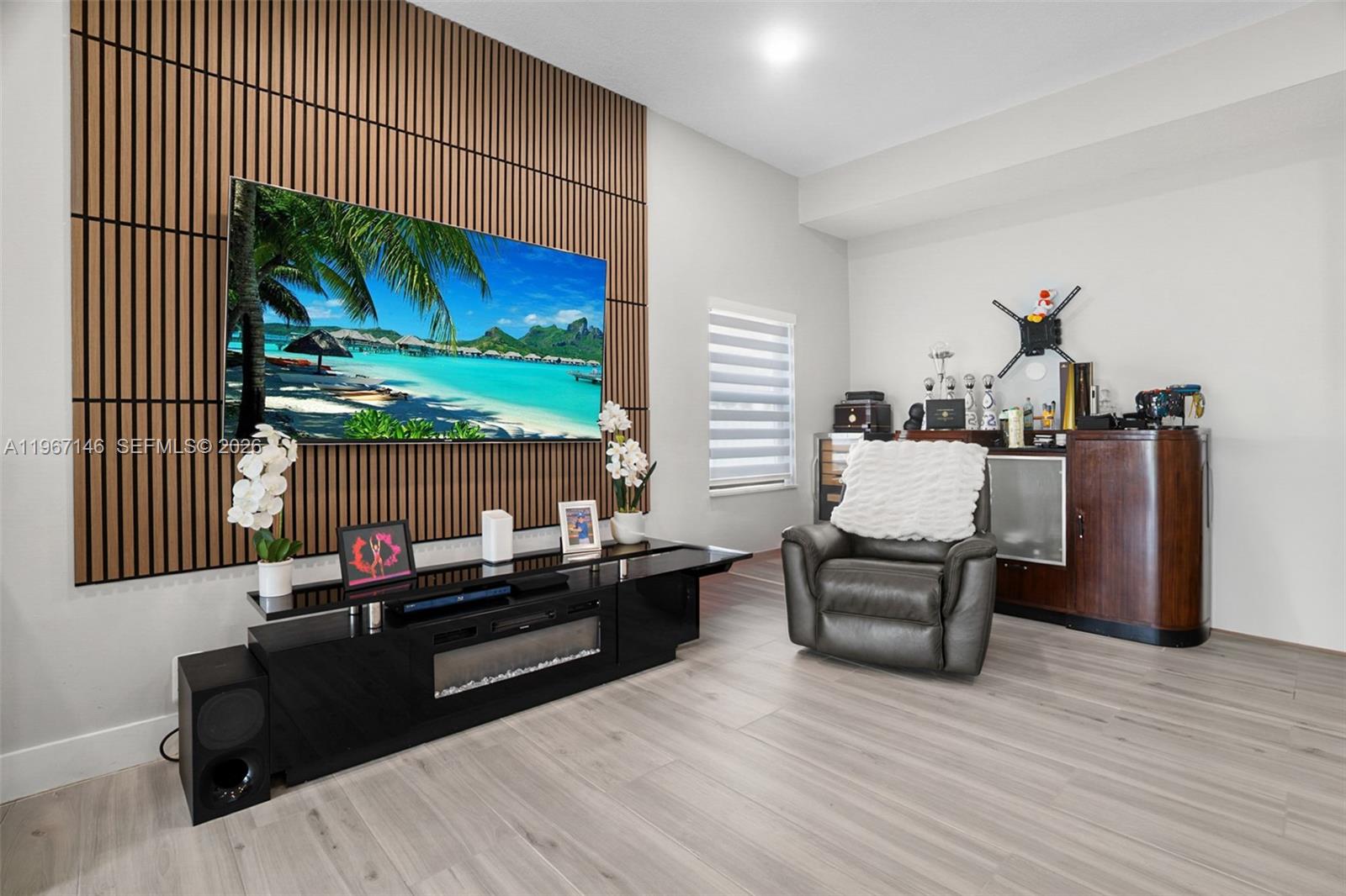 1034 NW 184th Way Pembroke Pines, FL 33029