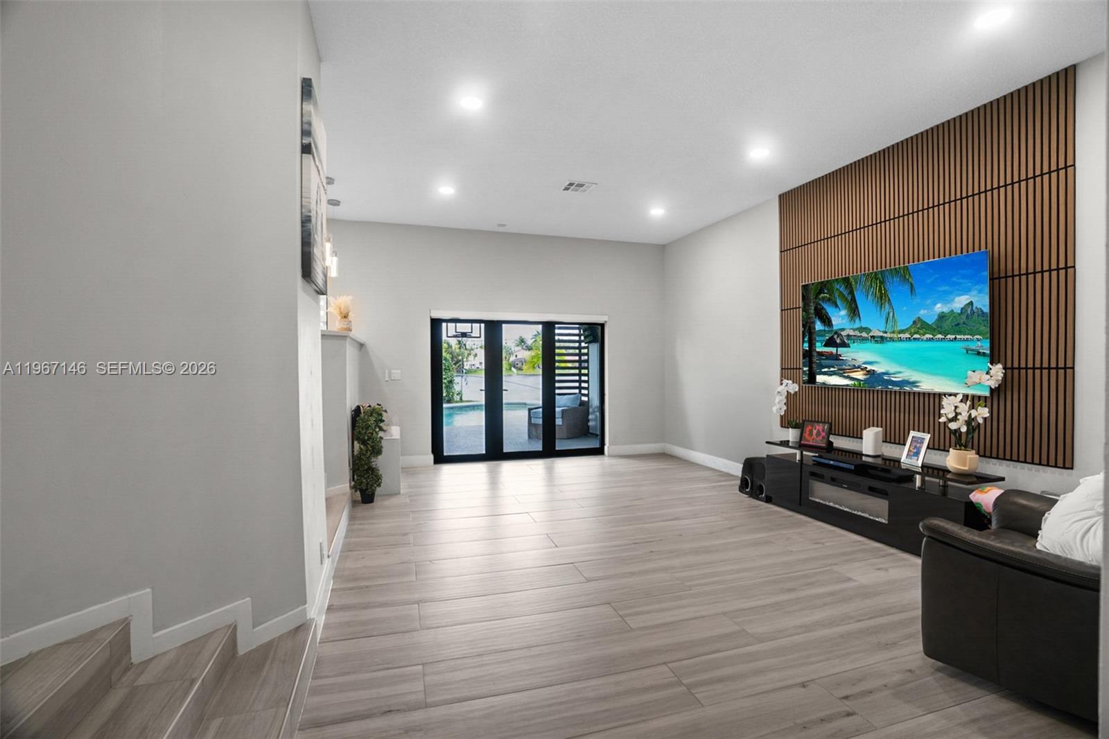 1034 NW 184th Way Pembroke Pines, FL 33029