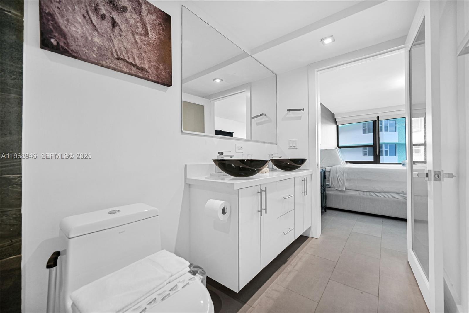 5225 Collins Ave #714 Miami Beach, FL 33140