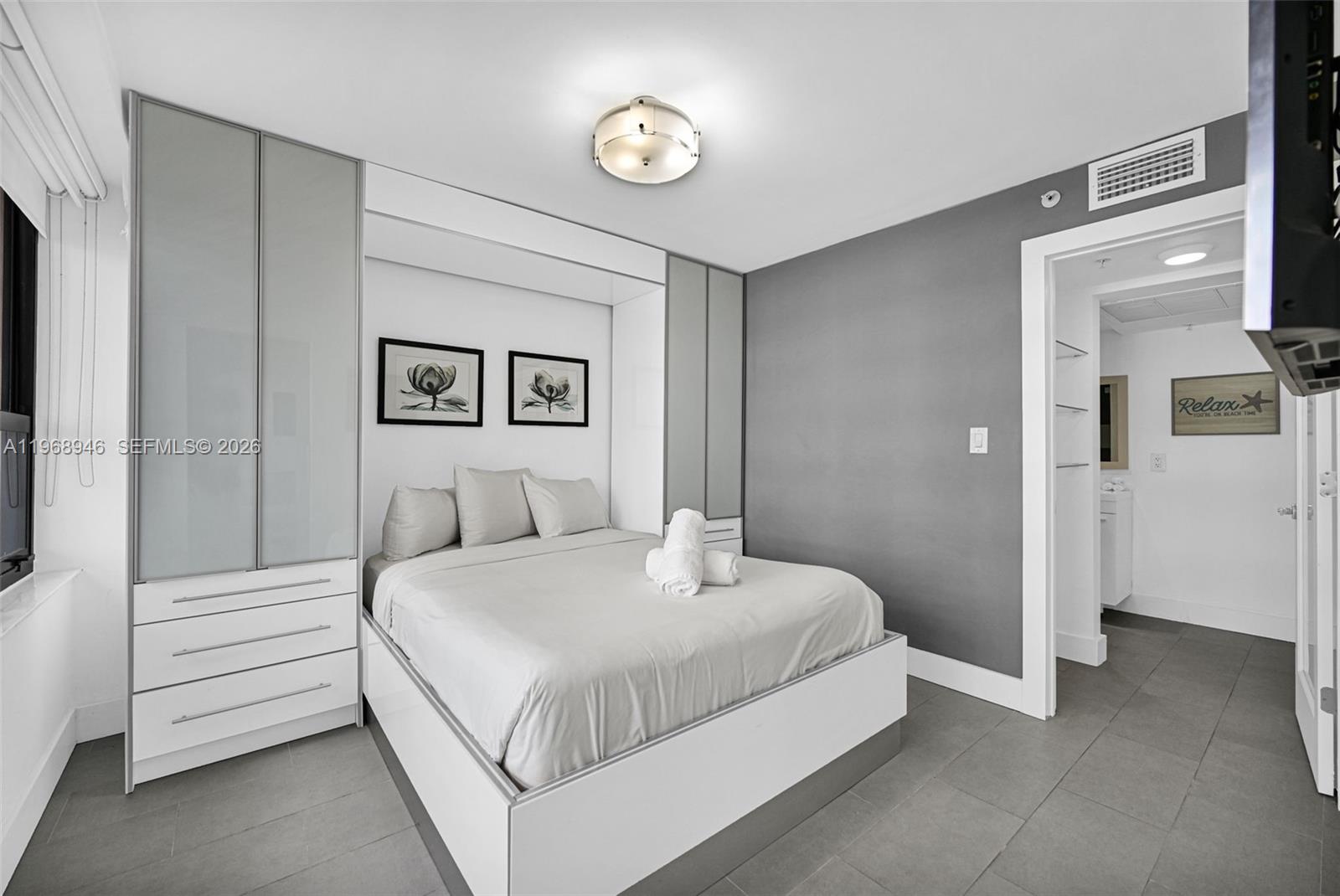 5225 Collins Ave #714 Miami Beach, FL 33140