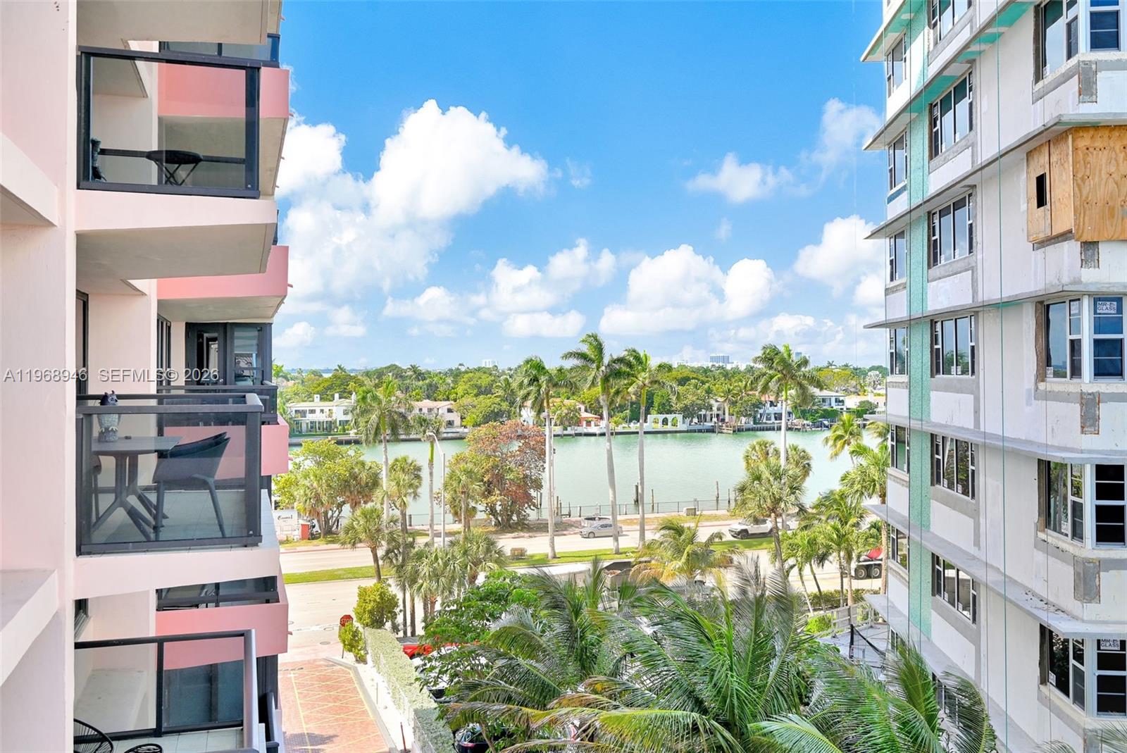 5225 Collins Ave #714 Miami Beach, FL 33140