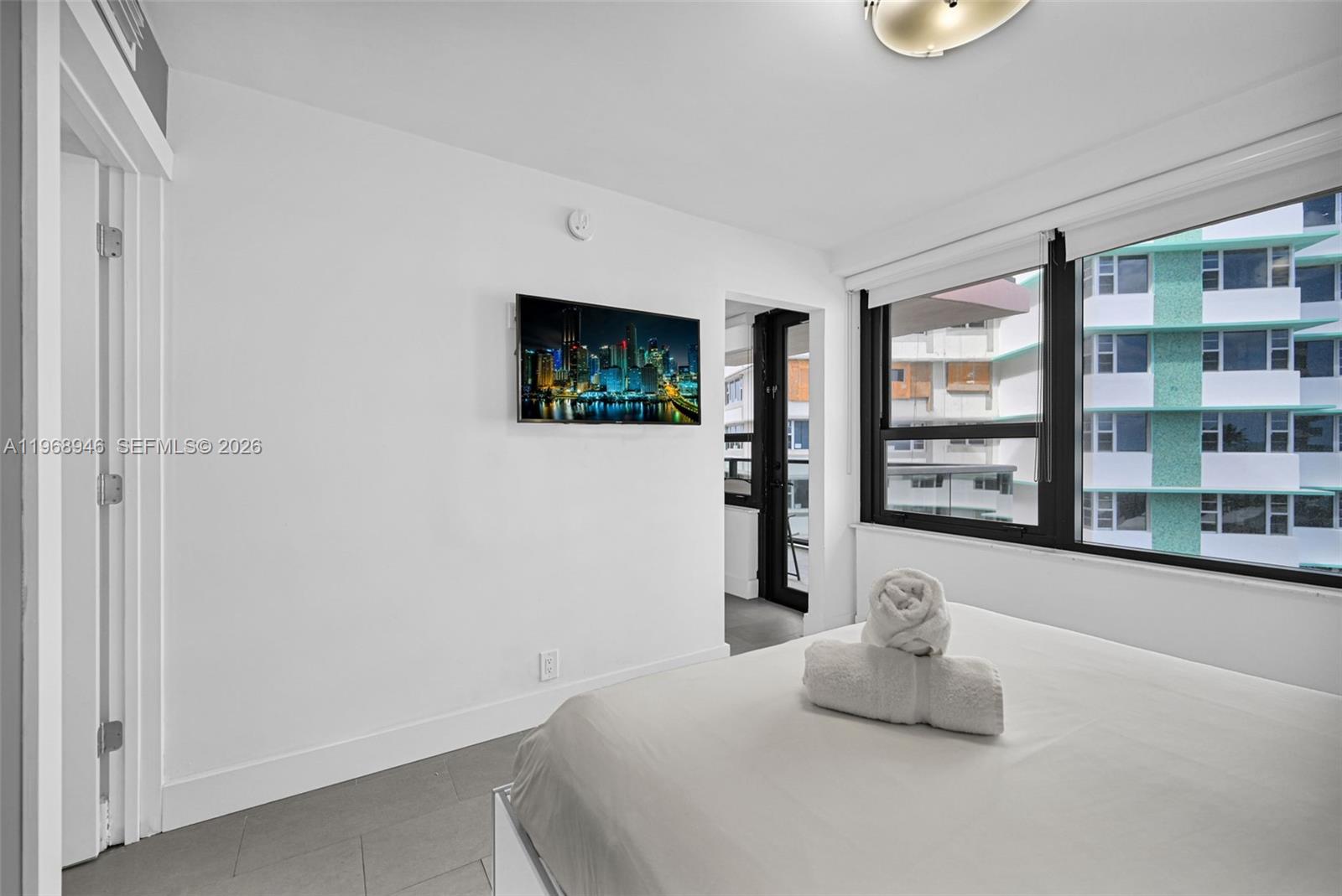 5225 Collins Ave #714 Miami Beach, FL 33140