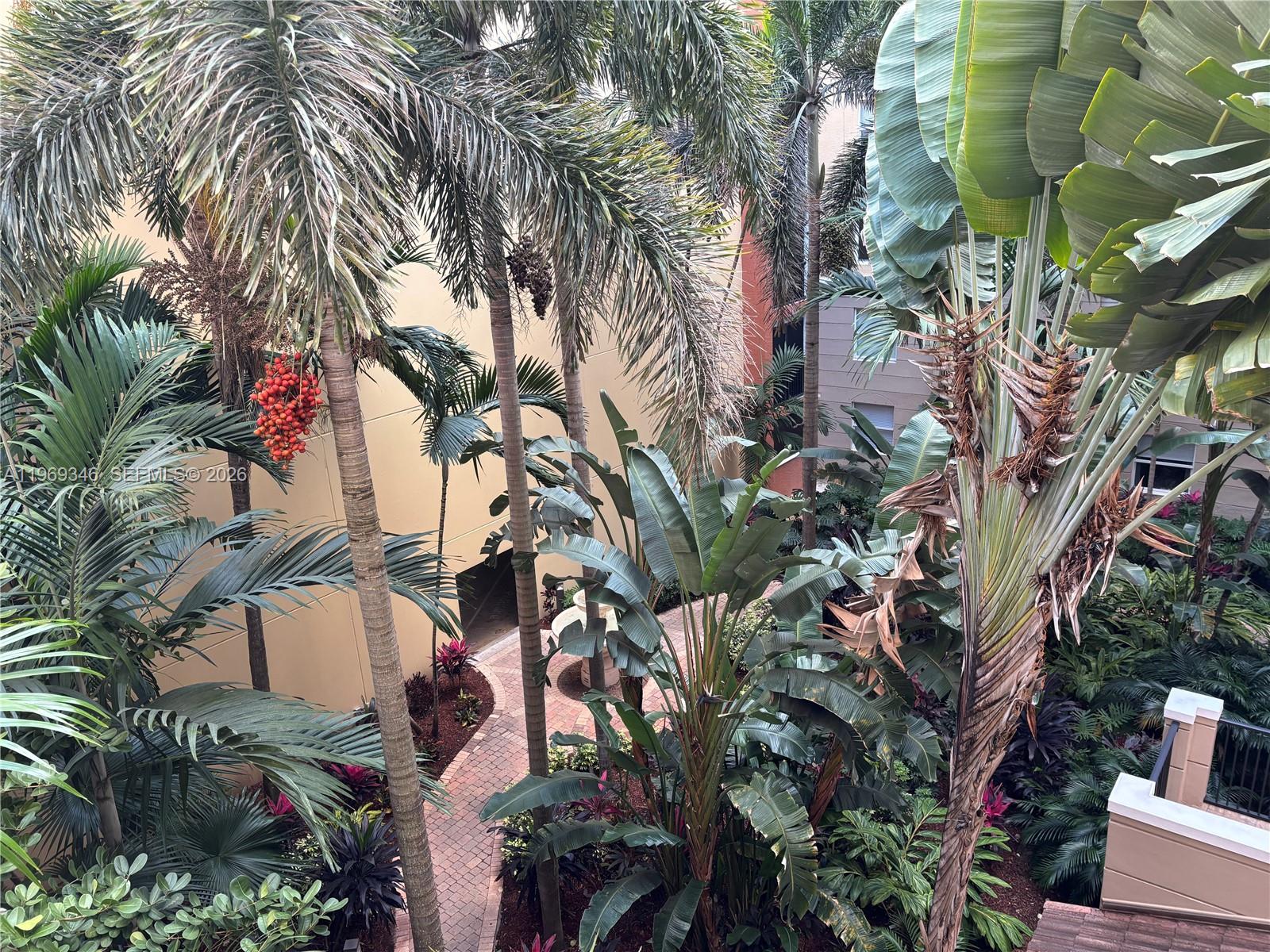 image Porto Bellagio Condo1