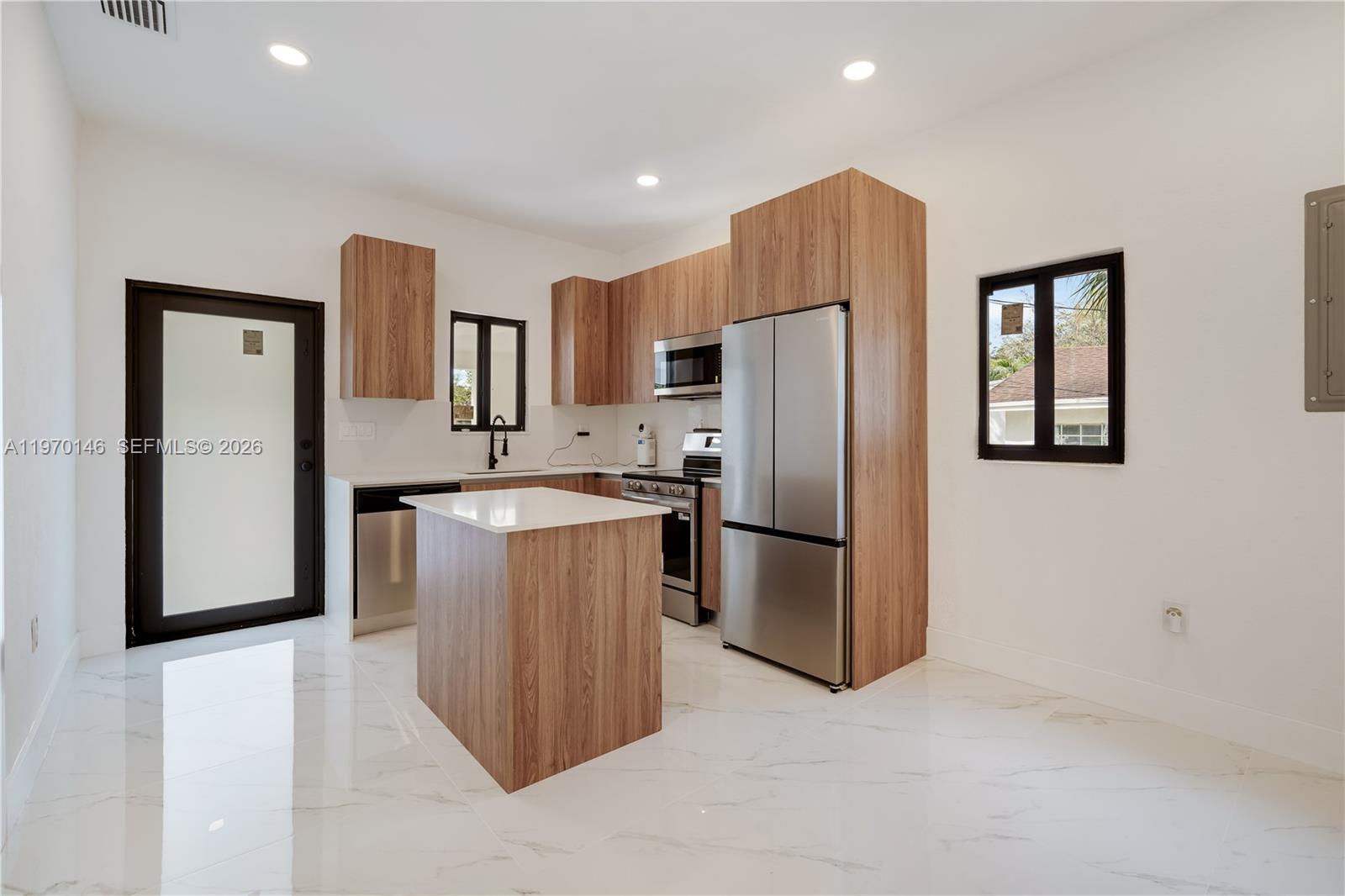 5511 NW 4th Ave Miami, FL 33127