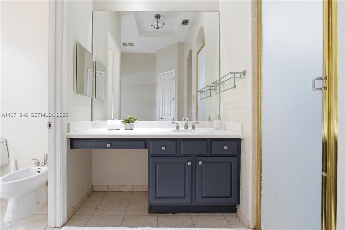 864 NW 123rd Dr Coral Springs, FL 33071