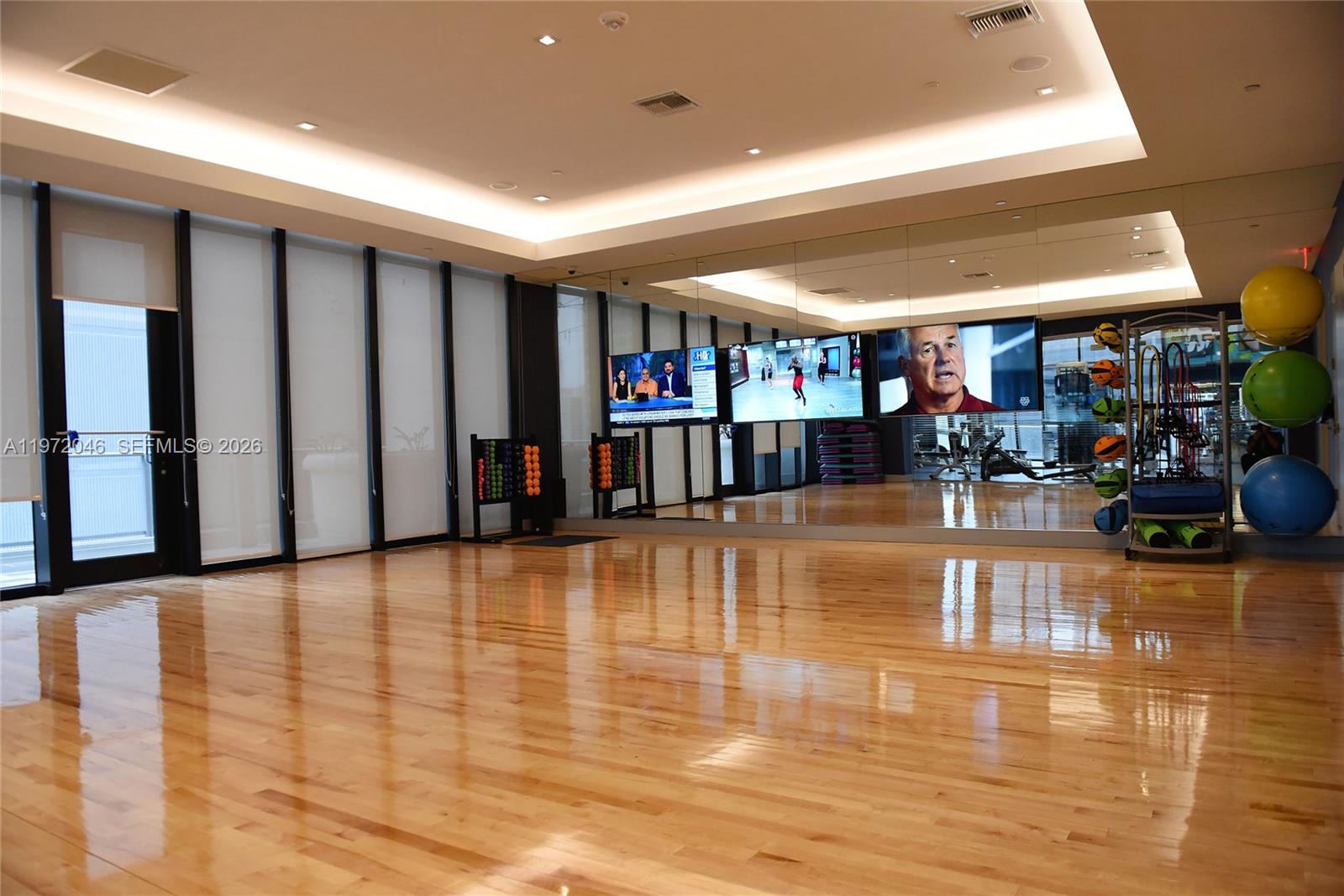 image 1010 Brickell14