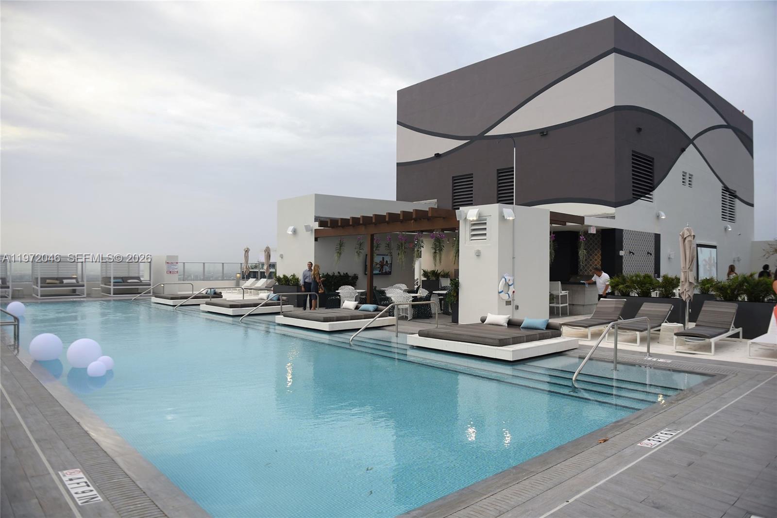 image 1010 Brickell23