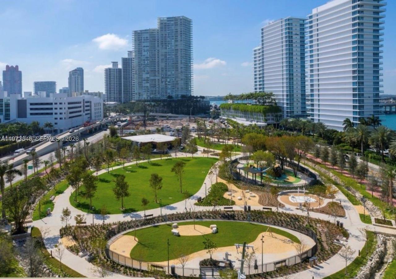 image The Floridian18